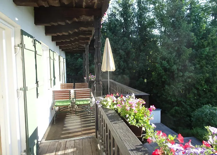 Haus Elbraechter 1 *